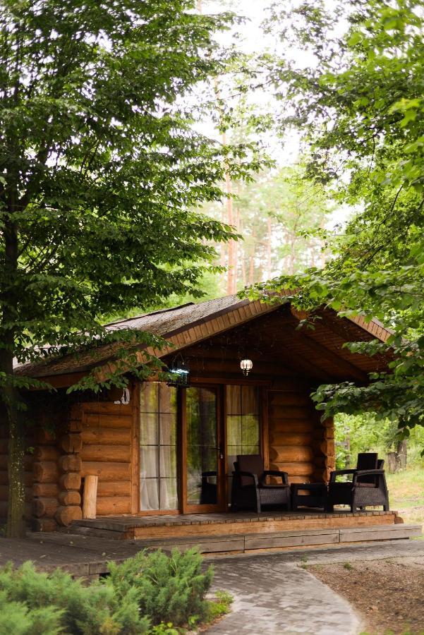 Resort Stariy Prud Pylypovychi Exteriör bild