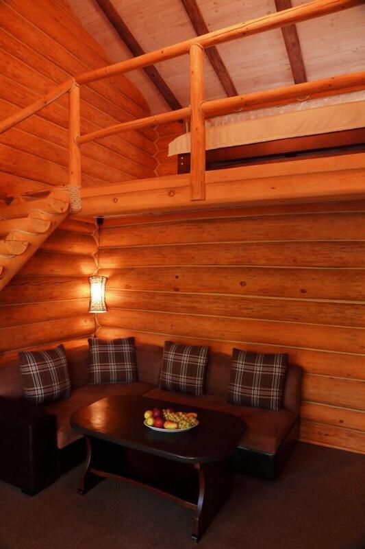 Resort Stariy Prud Pylypovychi Exteriör bild